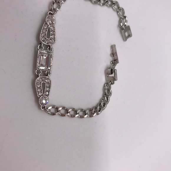 Givenchy Silver-tone Bracelet faceted Bezel Set Crystals Sparkling Bracelet - Picture 8 of 9